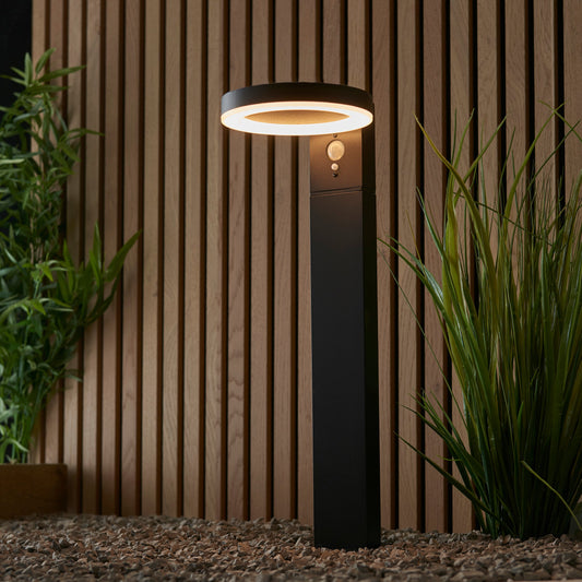 Ebro Solar Post Light