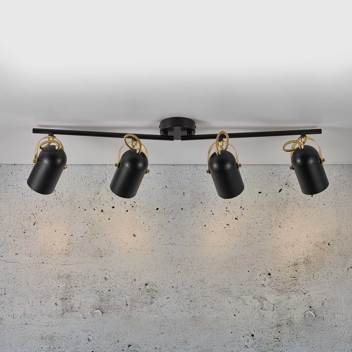 Lotus 4 Light Spotlight Bar, Black