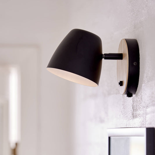 Theo Wall Light, Wood/Black